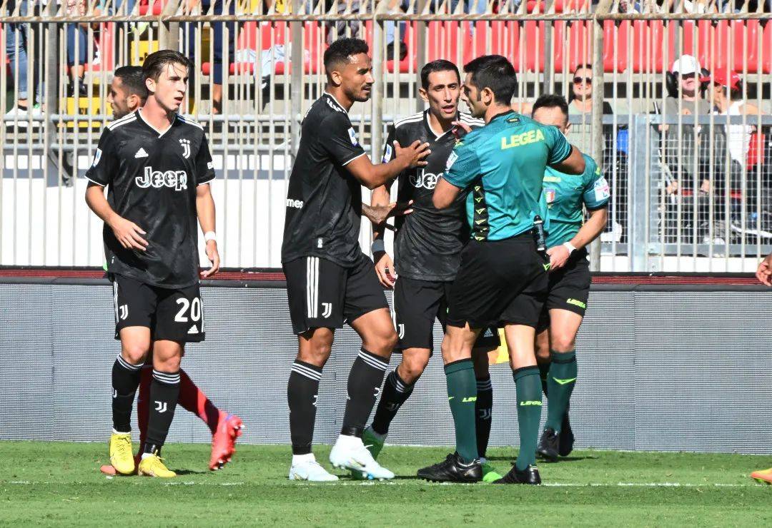 冠军联赛巅峰对决:尤文图斯抢得胜利 冠军联赛巅峰对决:尤文图斯抢得胜利