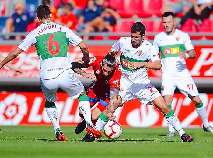 主场优势发挥极致,球队锋线犀利得分手法的简单介绍 主场优势发挥极致,球队锋线犀利得分手法的简单介绍