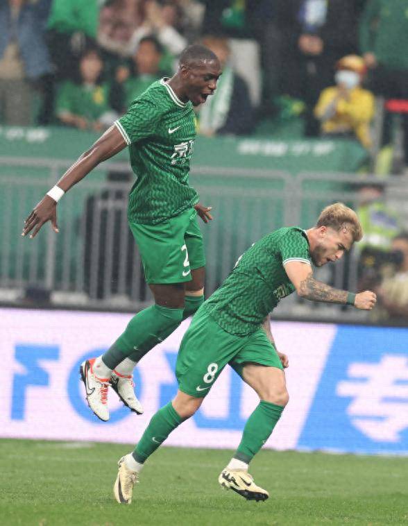 亚眠客场战平昂热,保持不败纪录 亚眠客场战平昂热,保持不败纪录