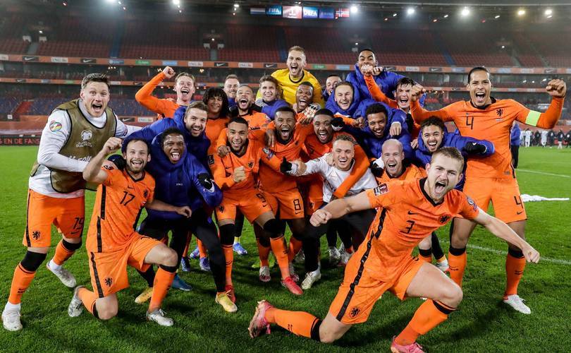 关于丹麦队在比赛中取得胜利,晋级下一轮的信息 关于丹麦队在比赛中取得胜利,晋级下一轮的信息