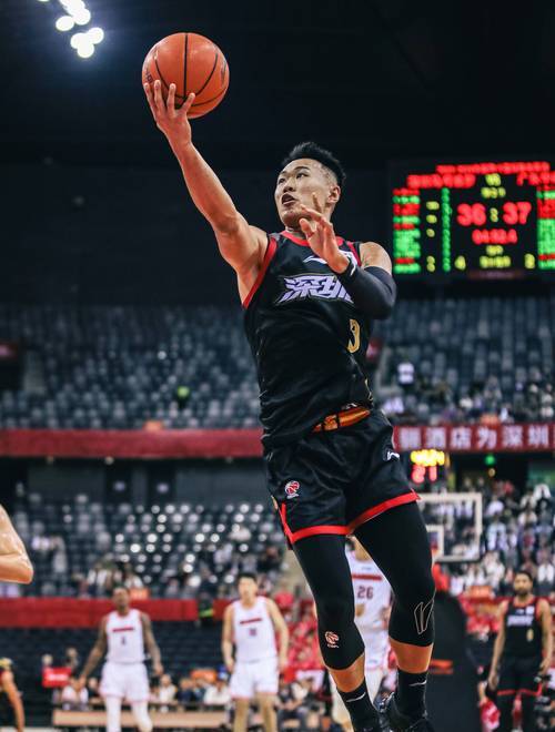 江苏主场告捷,豪取八连胜,霸气十足的简单介绍 江苏主场告捷,豪取八连胜,霸气十足的简单介绍