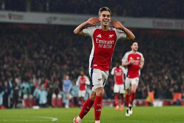 开云体育官网-阿森纳逆转获胜，英超保级压力渐小的简单介绍