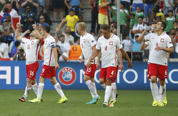 开云下载-波兰队主场力克乌克兰队，取得三分