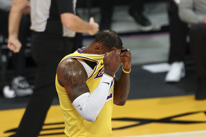 浙江队连战连败,球队现状堪忧 浙江队连战连败,球队现状堪忧