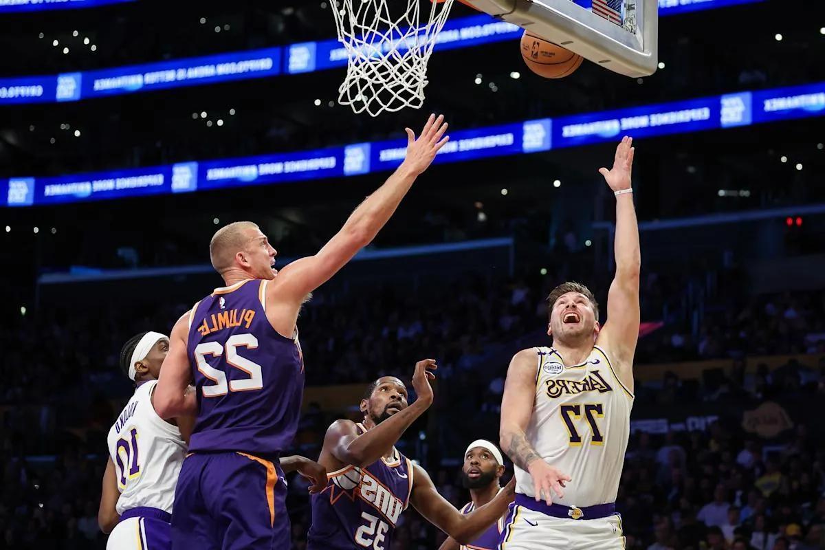 开云平台-马刺战胜主场优势，打破对方连胜纪录