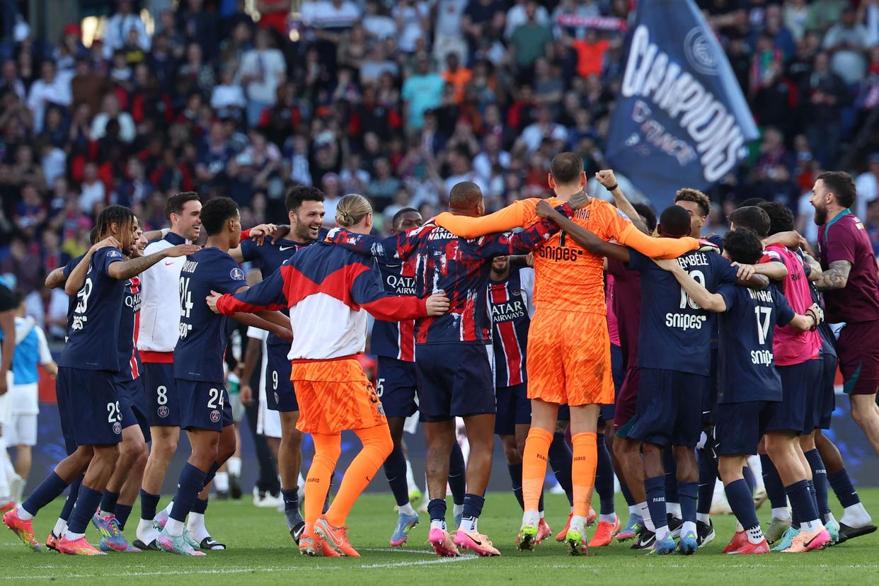 开云体育入口-巴黎圣日耳曼球队备战国内联赛