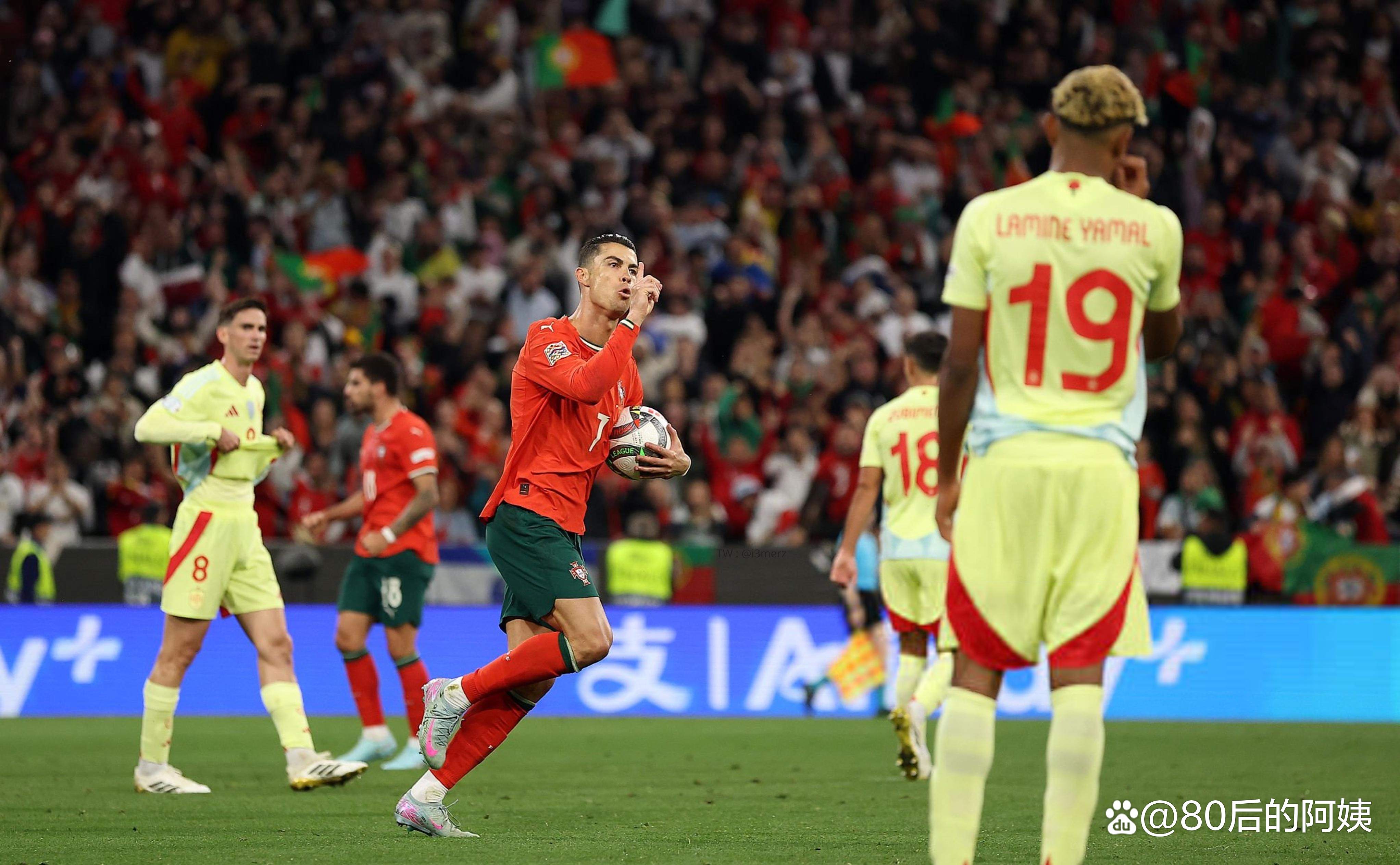 包含C罗助葡萄牙队3-0大胜匈牙利!欧洲杯首战开门红!的词条 包含C罗助葡萄牙队3-0大胜匈牙利!欧洲杯首战开门红!的词条