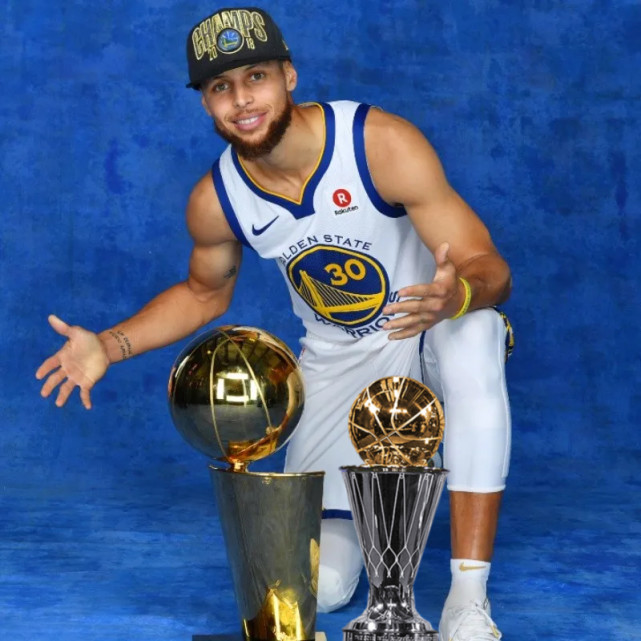 开云下载-DFM翻盘T1，Elk单局斩获MVP全球总决赛3:2（北京）