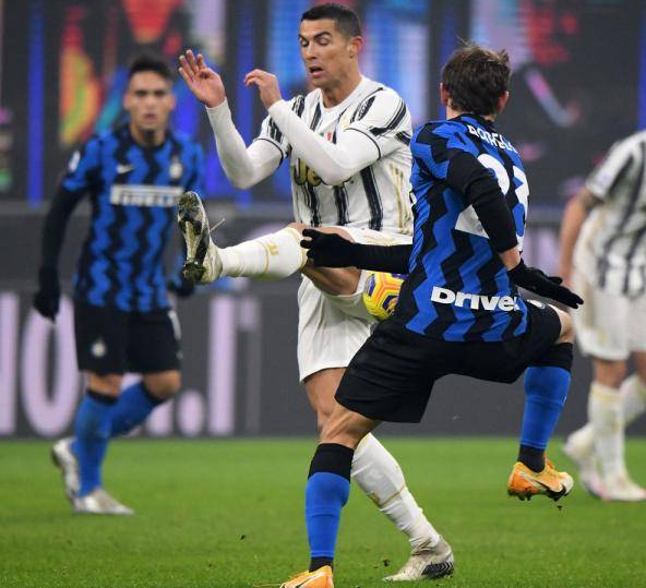 开云体育中国-包含尤文图斯客场大胜，积分追赶领先者的词条