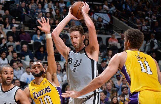 灰熊告负马刺,背靠背遭遇两连败的简单介绍 灰熊告负马刺,背靠背遭遇两连败的简单介绍