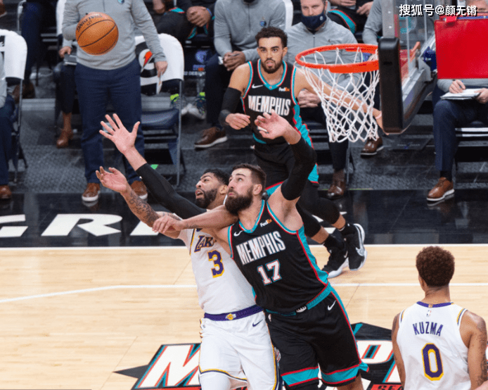 开云体育官网-魔术击败灰熊，福尼尔表现出色