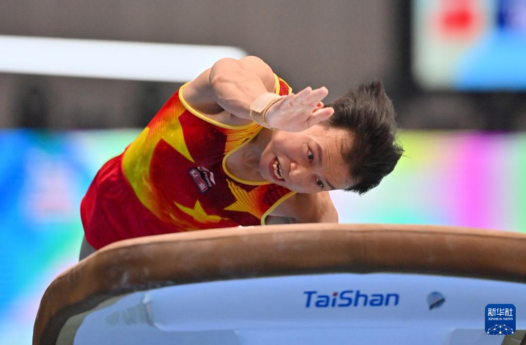开云体育APP下载-体操决赛震撼开打，巅峰对决引爆全场