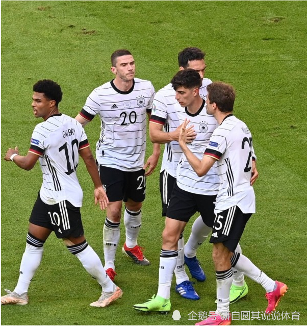 开云体育平台APP-德国队轻取日本队，黄鸭组合点燃赛场