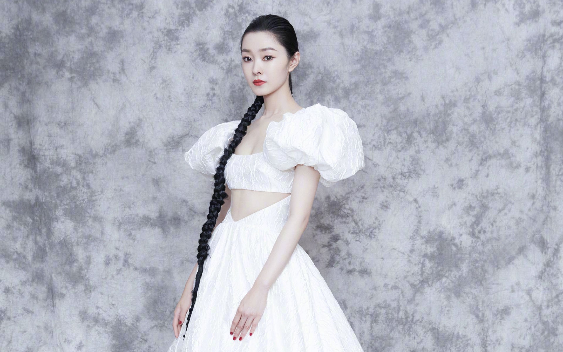 佩德里关键回合不手软,巴西强势拿下尼斯,足球的璀璨华章