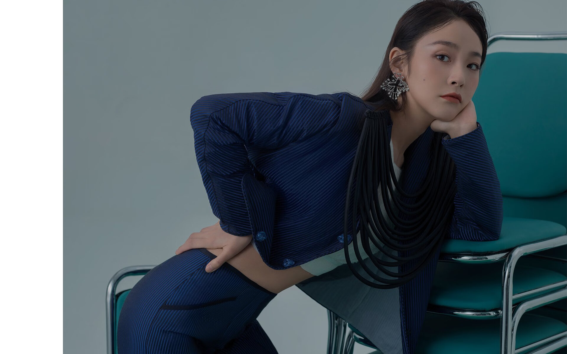 开云下载-跨界对决之夜，勇士终结雷霆，班凯罗驶入F1胜利轨道