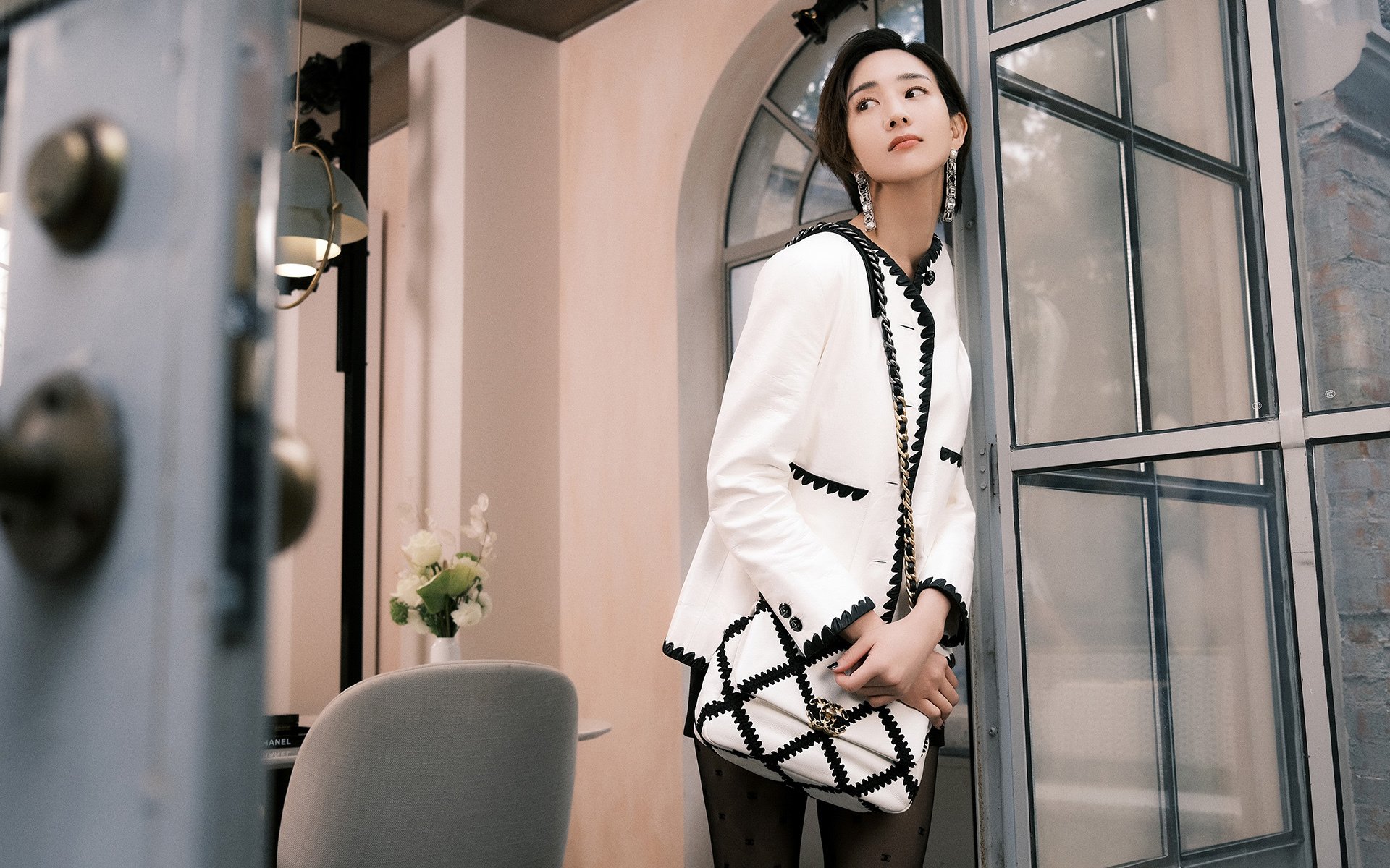 开云平台-钢铁之躯，赤焰之心，小贾伦如何点燃了京粤大战的夜空