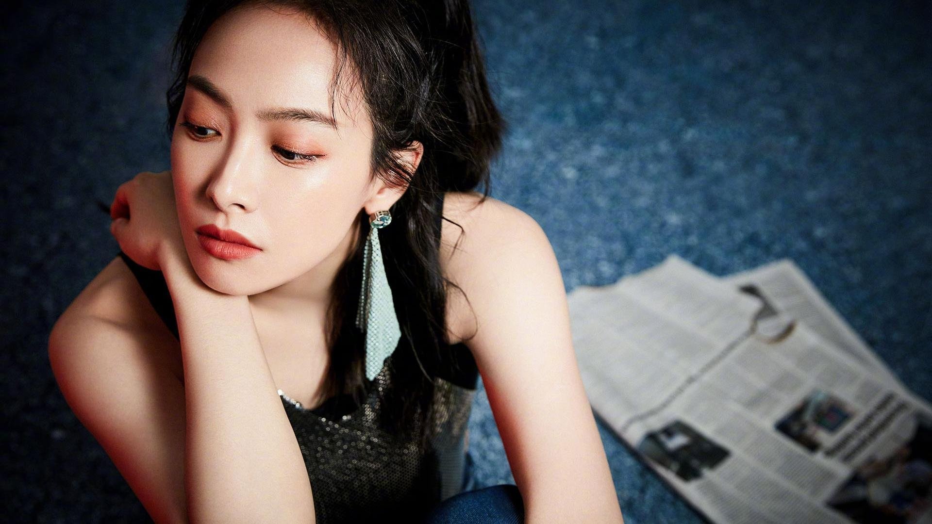 开云体育下载-跨越太平洋的重锤，北京队碾压雄鹿，关键先生布克轰下43分