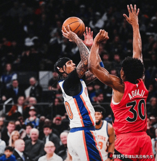 尼克斯狂胜深圳队，乔治冠军级表现