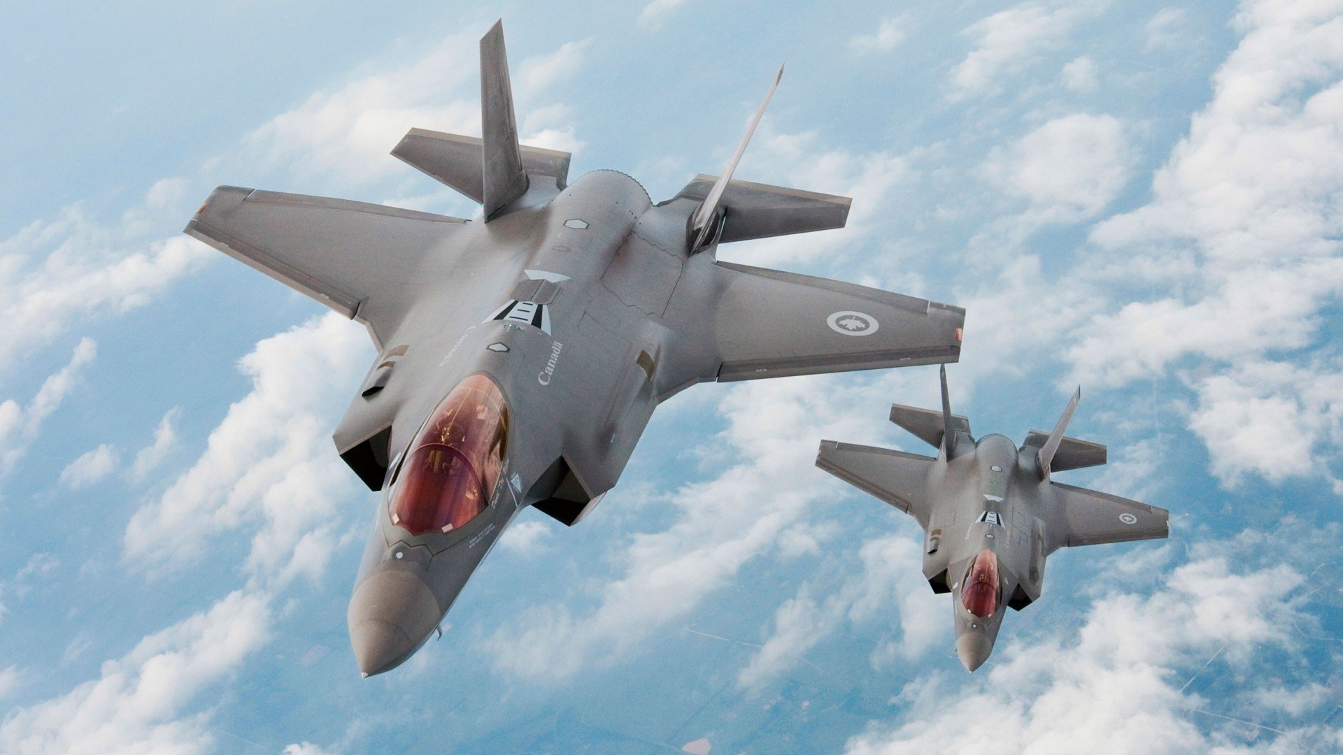 开云体育APP下载-卢卡库扛起全队!生死战绝境爆发,马赛力克威尔士留住希望